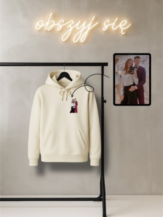 Hoodie z haftem postaci